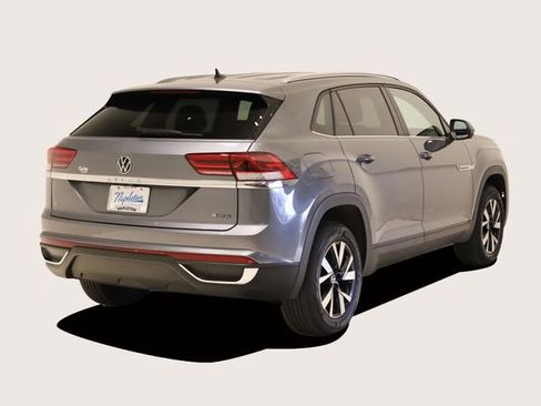 Used 2023 Volkswagen Atlas Cross Sport SE AWD/4WD image 6