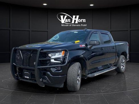 Used 2022 Chevrolet Silverado 1500 RST AWD/4WD image 3