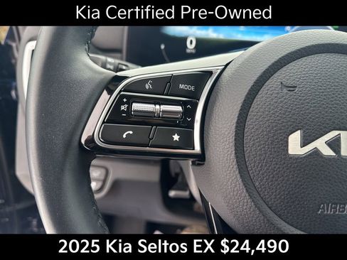 Used 2025 Kia Seltos EX image 33