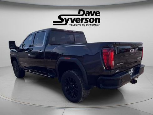 Used 2023 GMC Sierra 3500 Denali w/ Denali Black Diamond Edition image 3