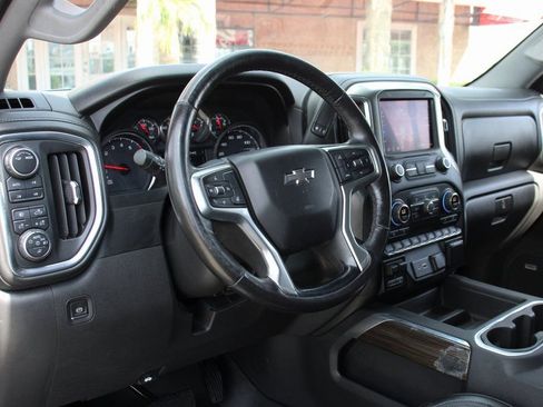 Used 2020 Chevrolet Silverado 1500 LT Trail Boss image 18