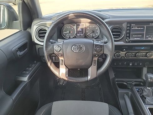 Used 2023 Toyota Tacoma TRD Off-Road w/ Technology Package AWD/4WD image 16