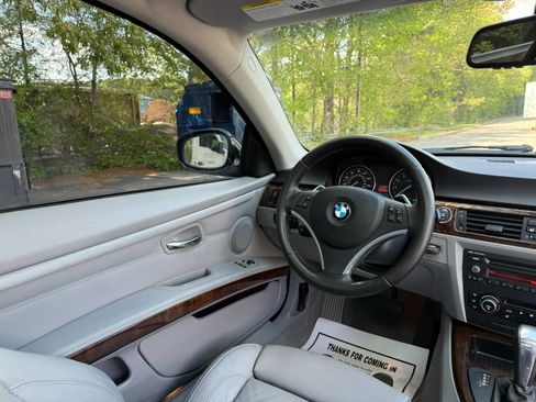 Used 2011 BMW 328i xDrive Coupe image 31