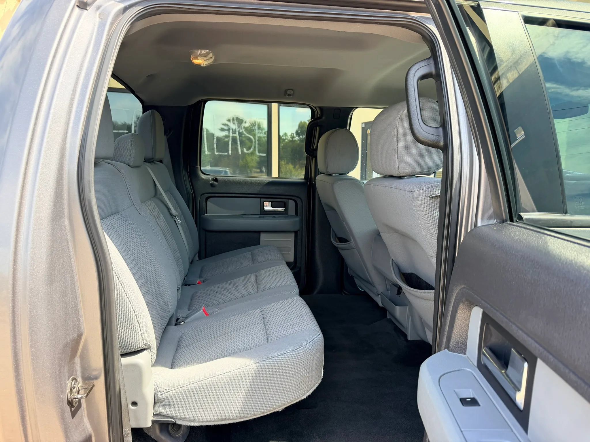Used 2013 Ford F150 XLT w/ XLT Chrome Pkg RWD image 11