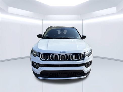 Used 2026 Jeep Compass Limited AWD/4WD image 2