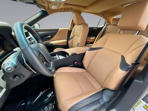 Used 2025 Lexus ES 350 w/ Premium Package FWD image 28