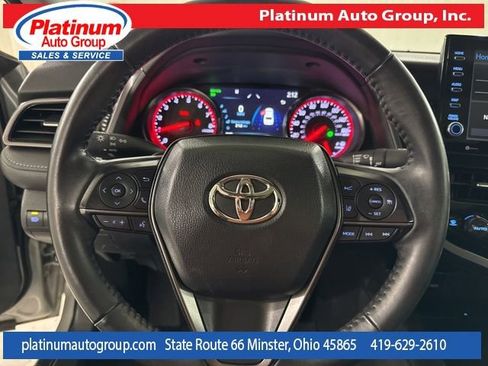 Used 2021 Toyota Camry XSE image 14