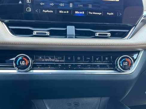 Certified 2026 Chevrolet Equinox ACTIV w/ Convenience Package III FWD image 36