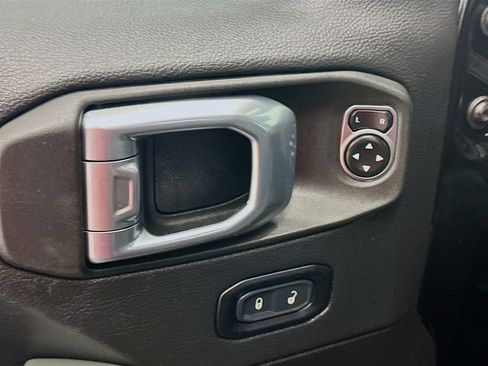 Used 2024 Jeep Wrangler High Altitude image 15