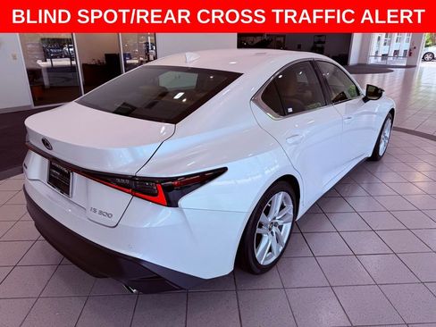 Used 2024 Lexus IS 300 w/ Comfort Package RWD image 7