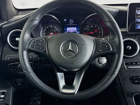 Used 2019 Mercedes-Benz GLC 300 image 17