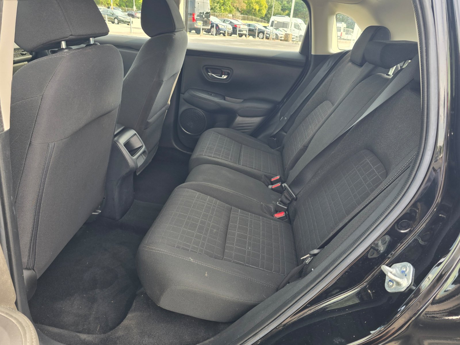 Used 2025 Honda HR-V LX image 11