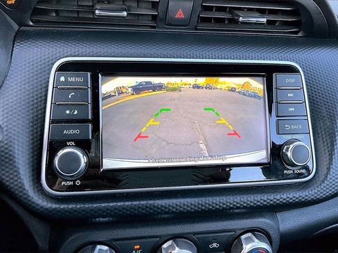 Used 2022 Nissan Kicks S image 14