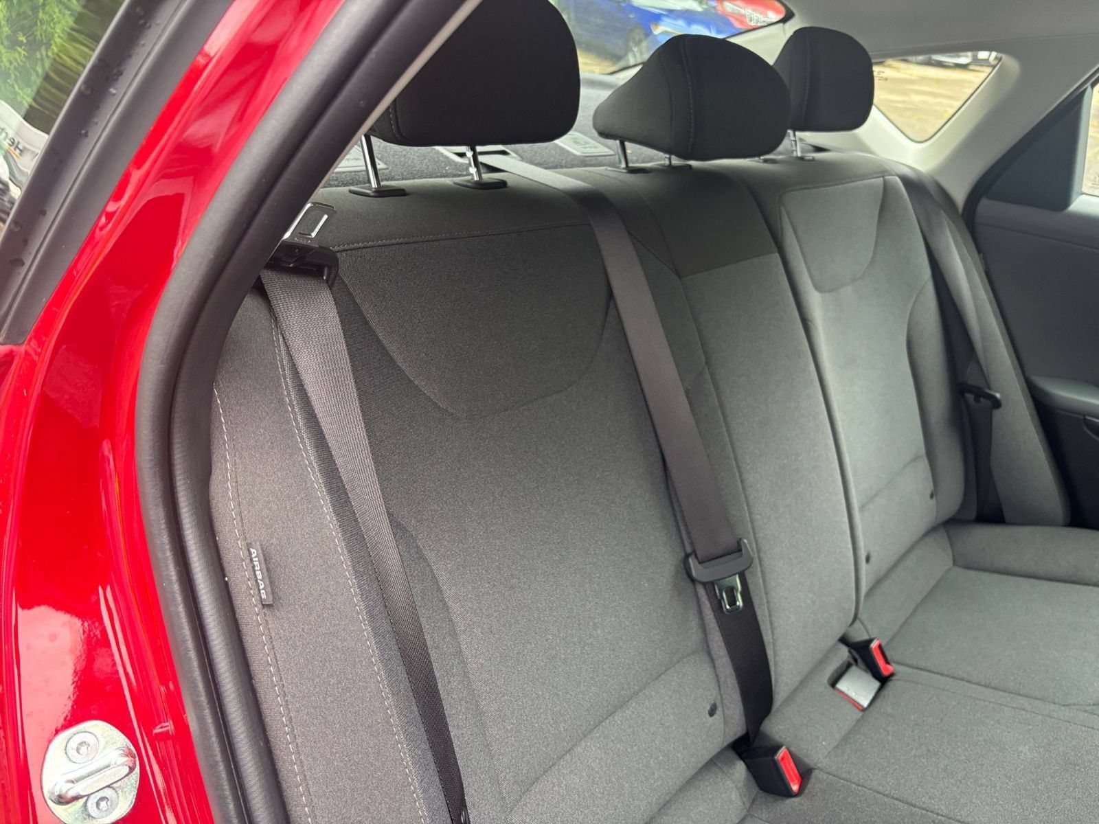Used 2025 Kia K4 FWD image 38