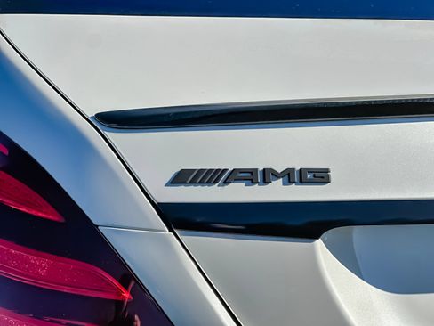 Used 2019 Mercedes-Benz S 63 AMG S 4MATIC Sedan image 26