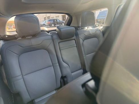 Used 2020 Lincoln Corsair AWD w/ Premium Package image 16