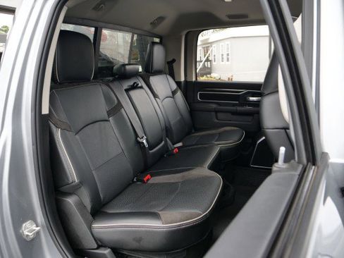 Used 2024 RAM 5500 Laramie image 42