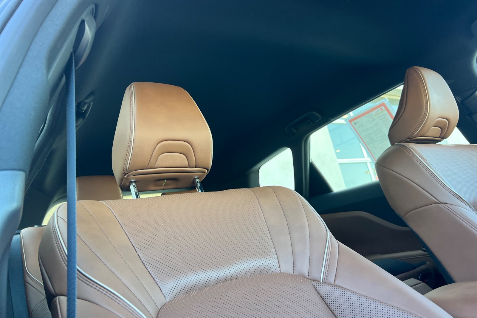 Certified 2025 Toyota Crown Signia AWD/4WD image 17