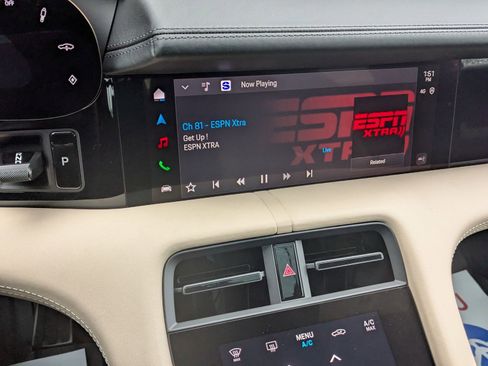 New 2026 Porsche Taycan 4S image 18