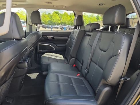 Used 2023 Kia Telluride EX AWD/4WD image 9