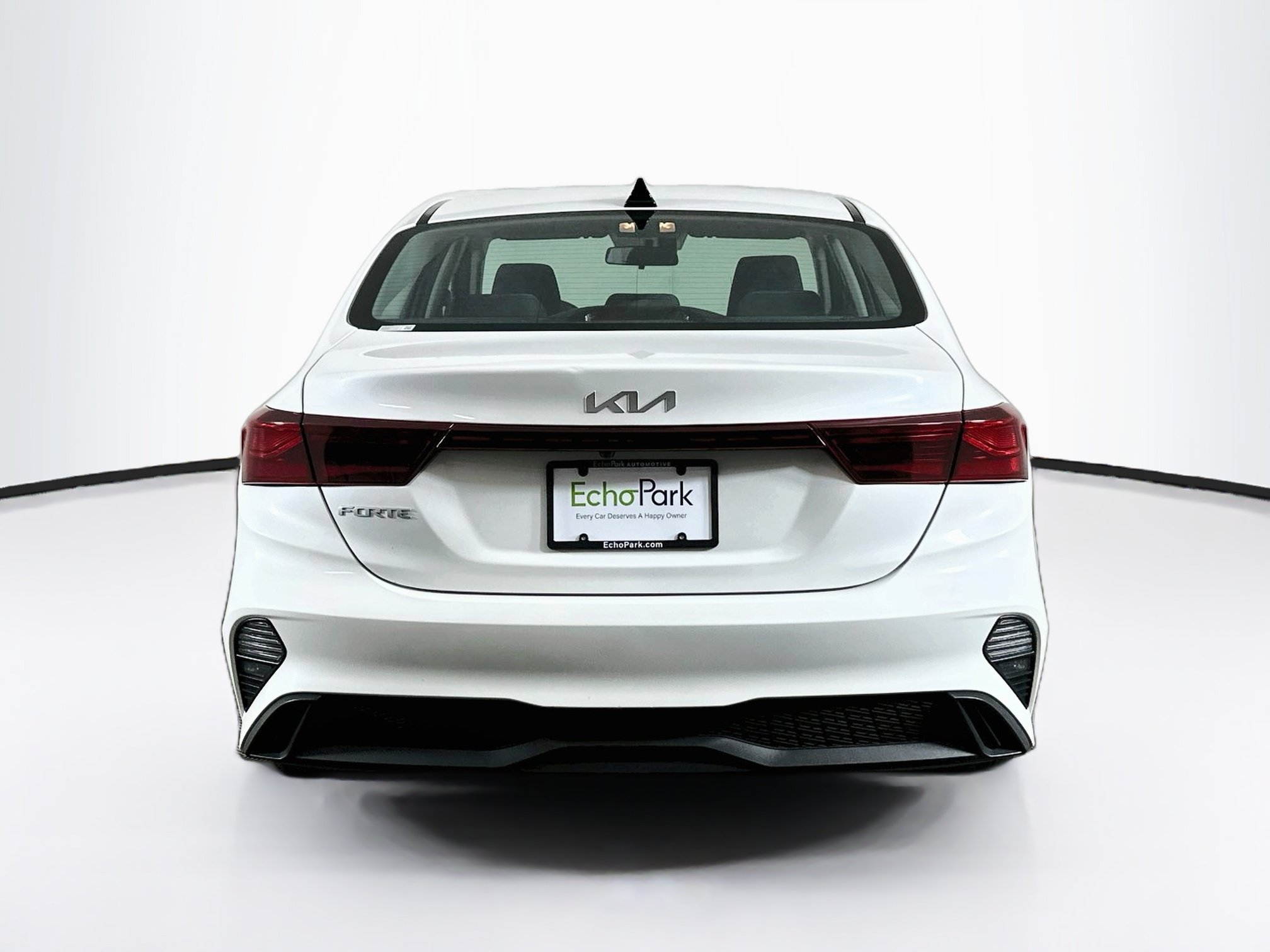 Used 2023 Kia Forte LXS FWD image 7