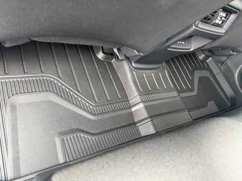 Used 2024 Honda CR-V EX image 32