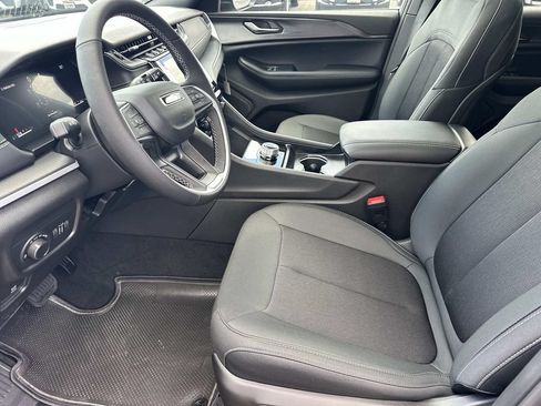 New 2026 Jeep Grand Cherokee L 4WD image 19