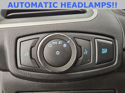 Used 2022 Ford Edge SEL image 22