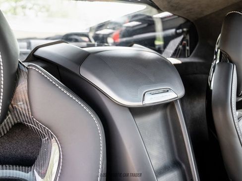 Used 2024 Chevrolet Corvette Stingray Premium Cpe w/ Z51 Performance Package RWD image 75