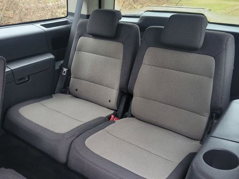 Used 2011 Ford Flex SE w/ Trailer Tow Pkg Class III image 12