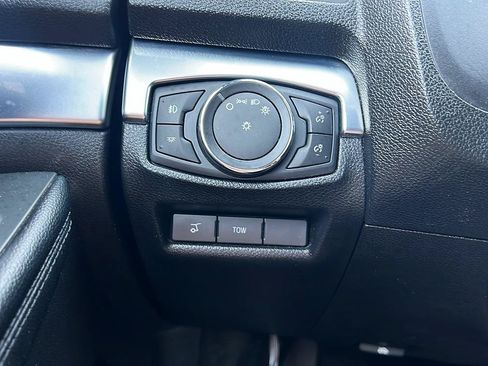 Used 2017 Ford Explorer Sport AWD/4WD image 21