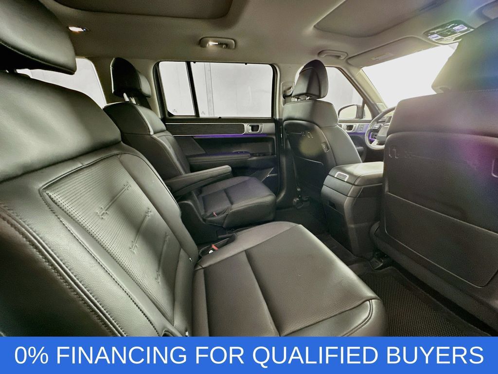 Used 2026 Hyundai Santa Fe Limited FWD image 30