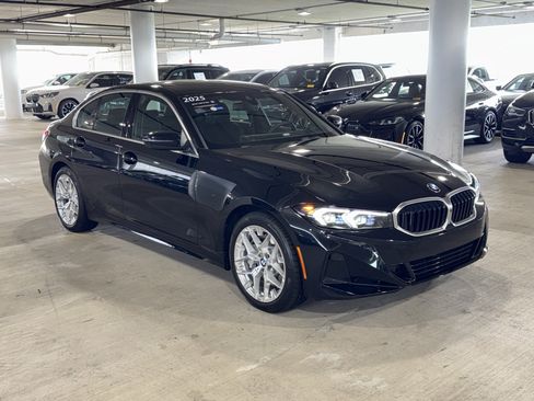 Used 2025 BMW 330i Sedan RWD image 2