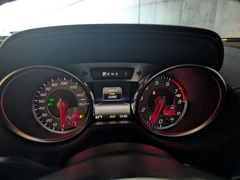 Used 2014 Mercedes-Benz SL 550 image 37