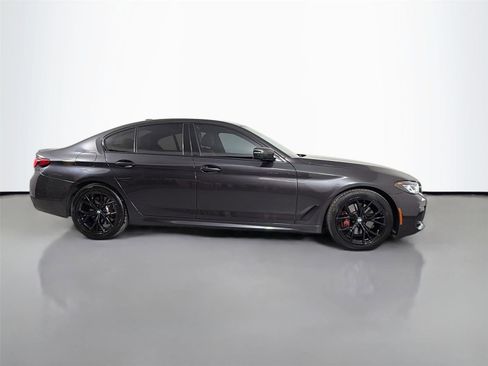 Used 2023 BMW 530i w/ M Sport Package RWD image 5