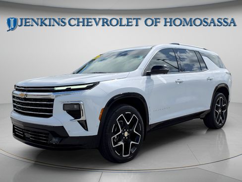 New 2026 Chevrolet Traverse High Country FWD image 9