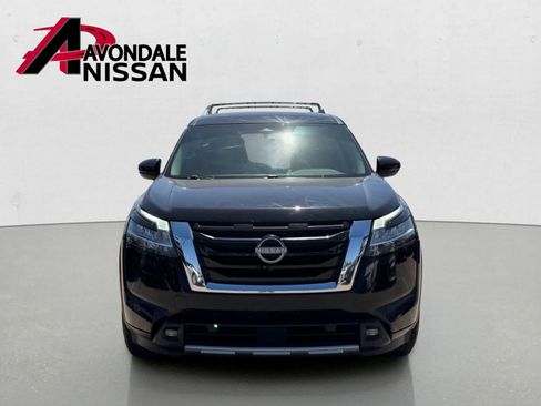 Used 2022 Nissan Pathfinder SL FWD image 7