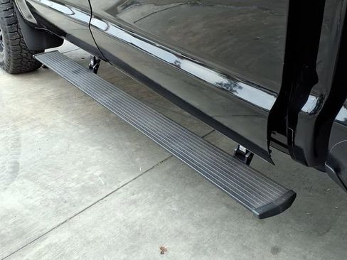 Used 2020 Toyota Tundra Platinum image 10