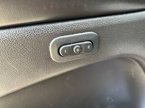 Used 2019 Jeep Grand Cherokee Limited AWD/4WD image 8