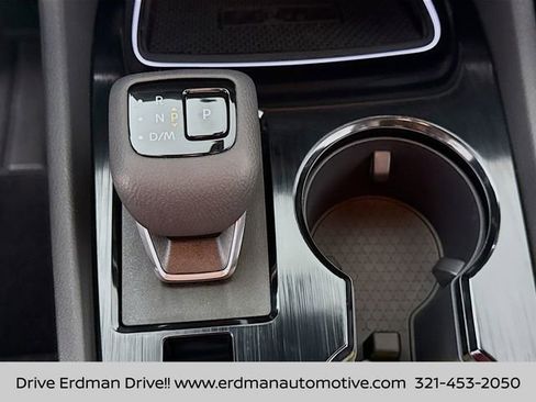 Certified 2025 Nissan Rogue SL image 19