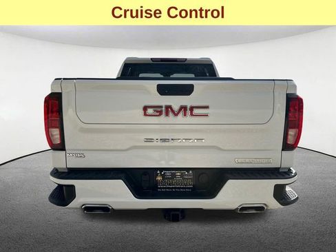 Used 2023 GMC Sierra 1500 Elevation w/ X31 Off-Road Package AWD/4WD image 12