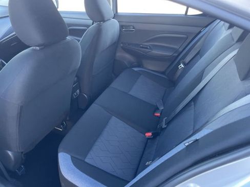 Used 2023 Nissan Versa SV image 13