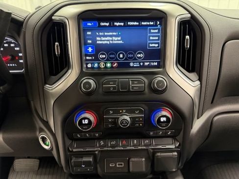 Certified 2021 Chevrolet Silverado 2500 LTZ AWD/4WD image 11
