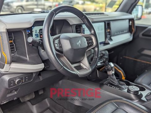 Used 2021 Ford Bronco Badlands image 14