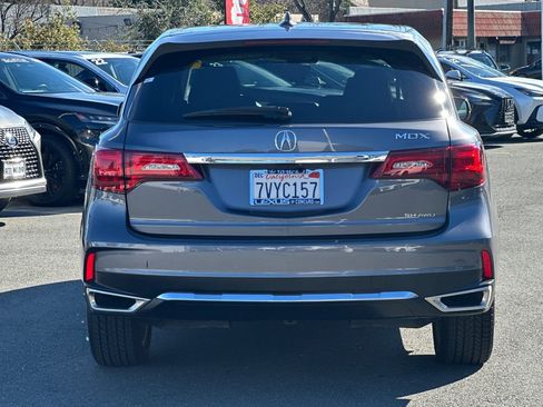 Used 2017 Acura MDX SH-AWD w/ Technology Package image 5