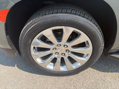 Used 2023 Chevrolet Tahoe Premier AWD/4WD image 10