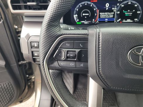 Used 2025 Toyota Tacoma TRD Off-Road w/ TRD Off Road Upgrade Package image 22