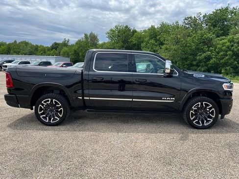 Used 2025 RAM 1500 Limited w/ Trailer Tow Group AWD/4WD image 4