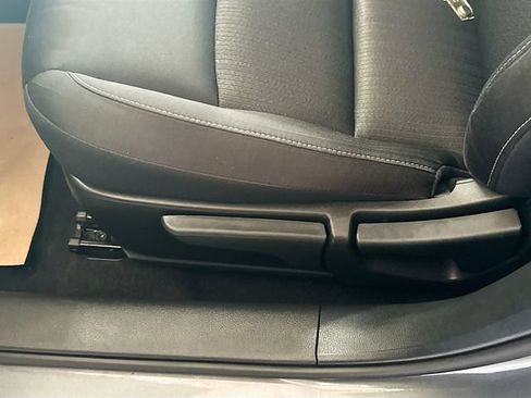 Used 2021 Nissan Altima 2.5 S FWD image 19