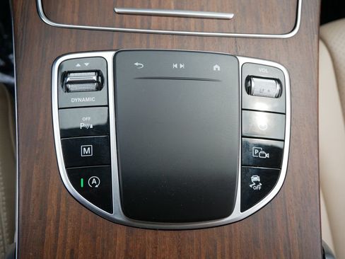 Used 2022 Mercedes-Benz GLC 300 4MATIC image 20